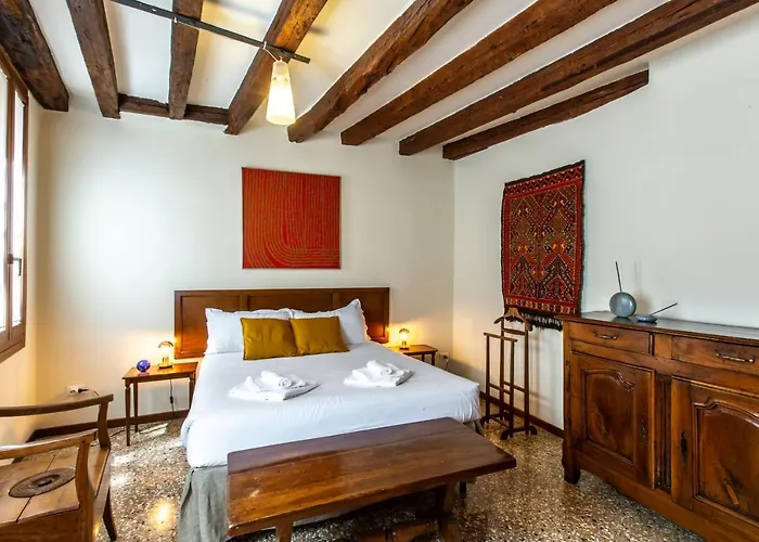 Riva De Biasio Charming Apartment