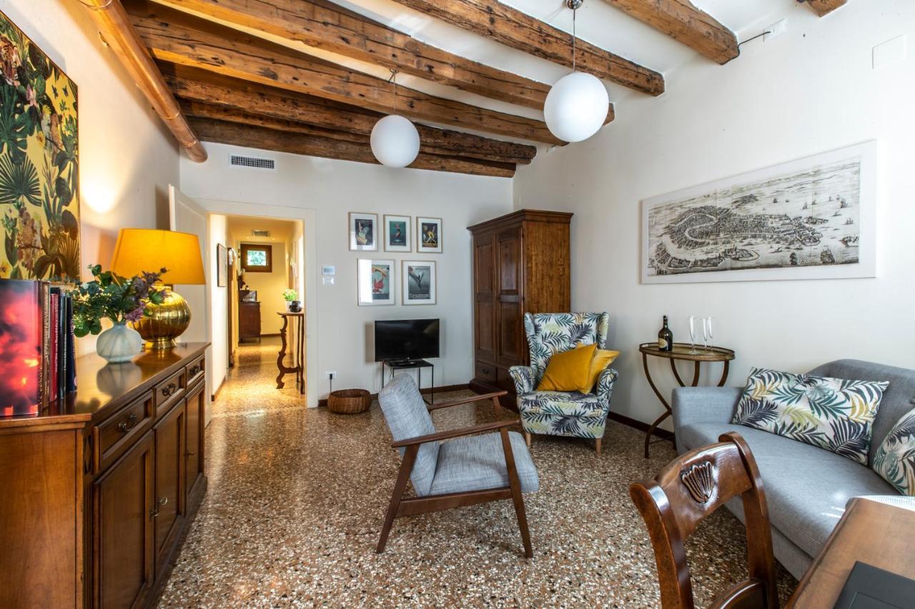 Appartamento Riva De Biasio Charming